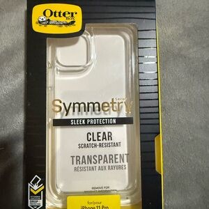 OtterBox Symmetry Series Transparent Case for iPhone 11 Pro